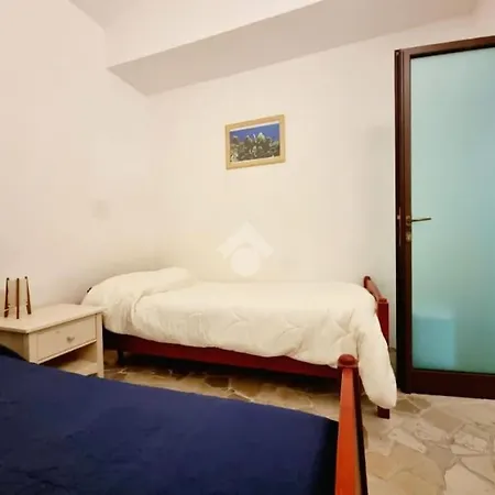 La Vecchia Apartment *