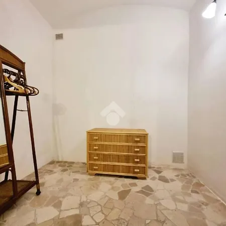 La Vecchia Apartment *